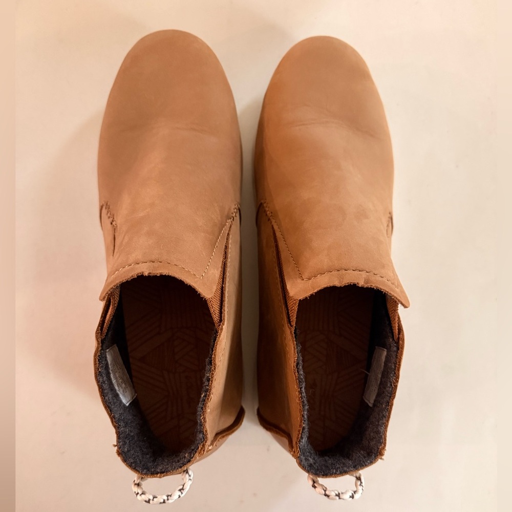 Women's Olukai Tan Ankle Boots